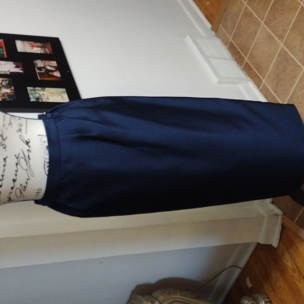 Giovanni Collection 3-piece elegant suit never worn